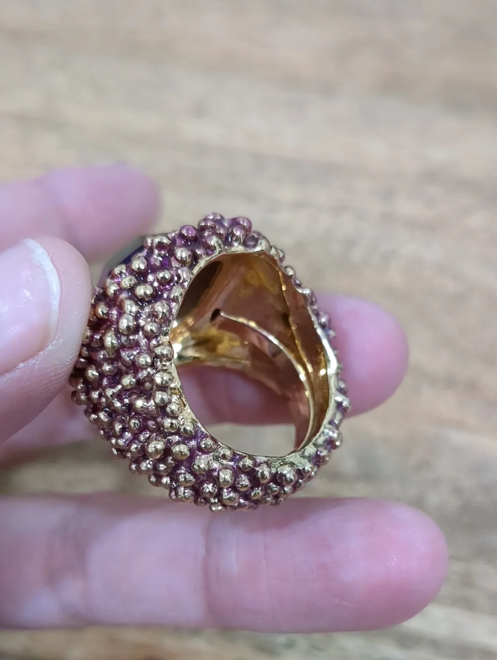 N/A bold gold